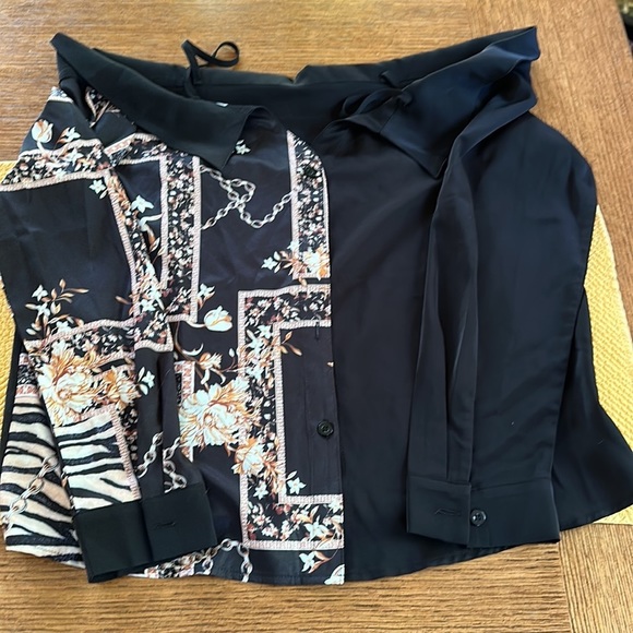 New button Down off shoulder top - Picture 2 of 8